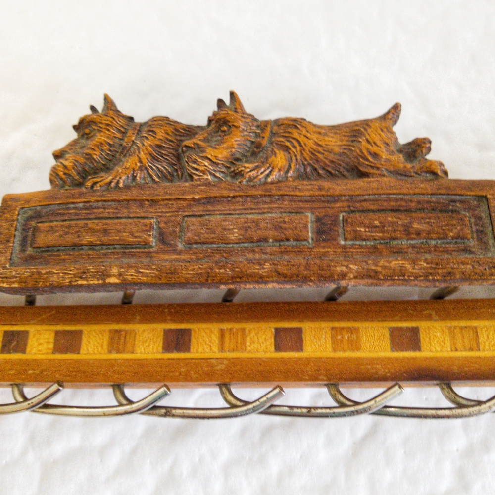Charming Brown Dog Wall Hook